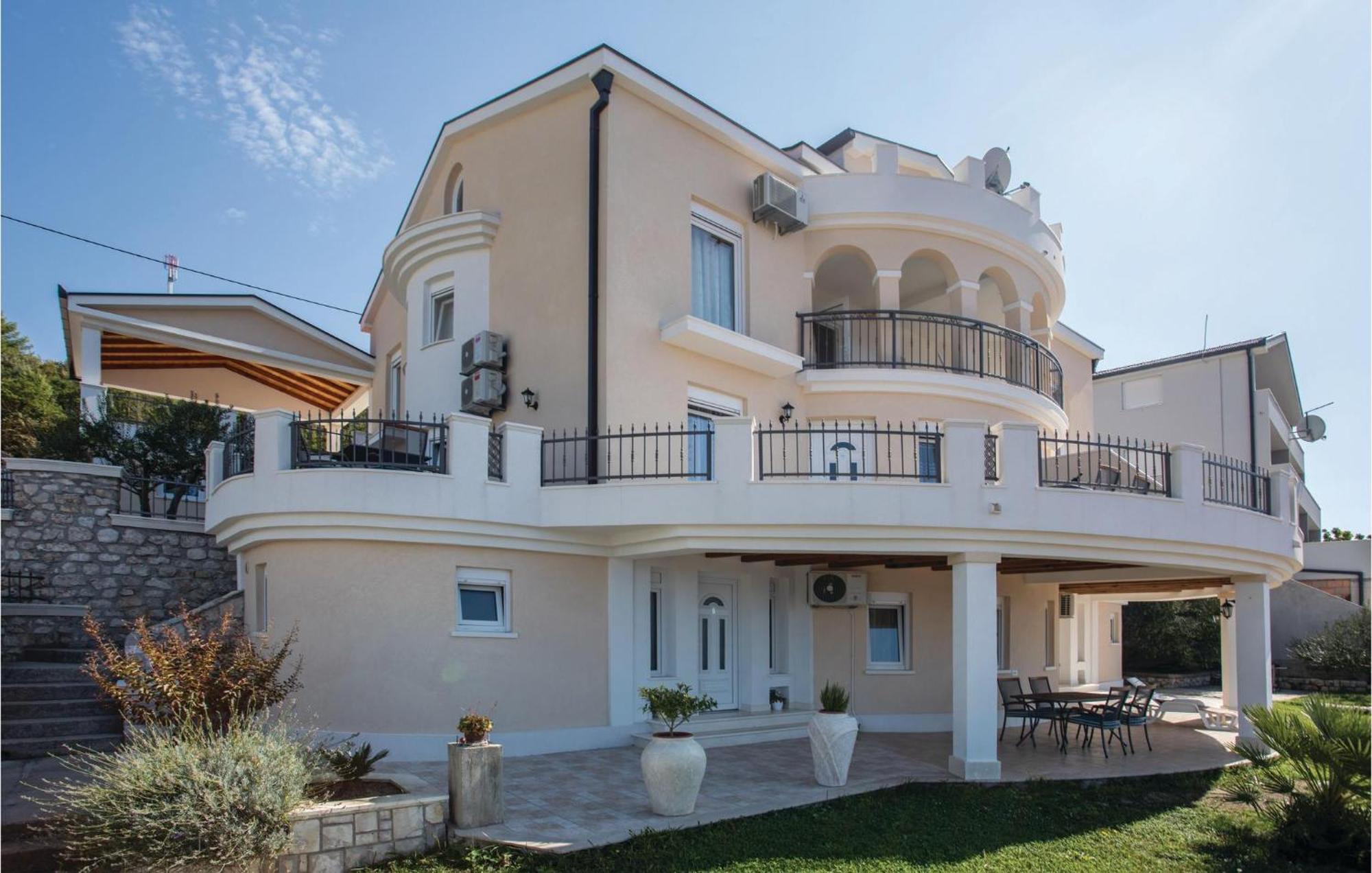 Lovely Apartment In Komarna With House Sea View Klek Exterior photo