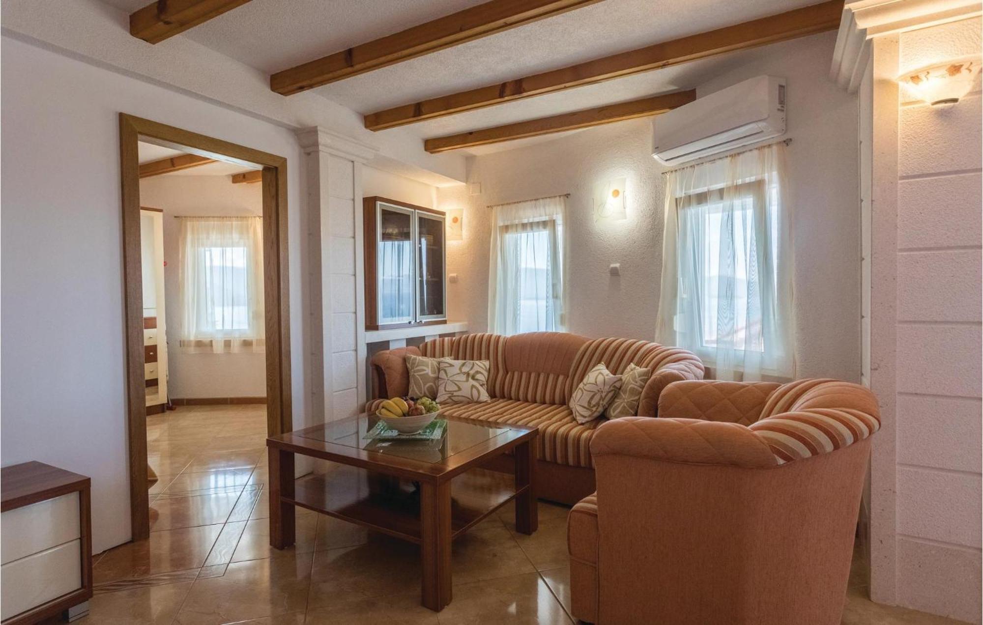 Lovely Apartment In Komarna With House Sea View Klek Exterior photo